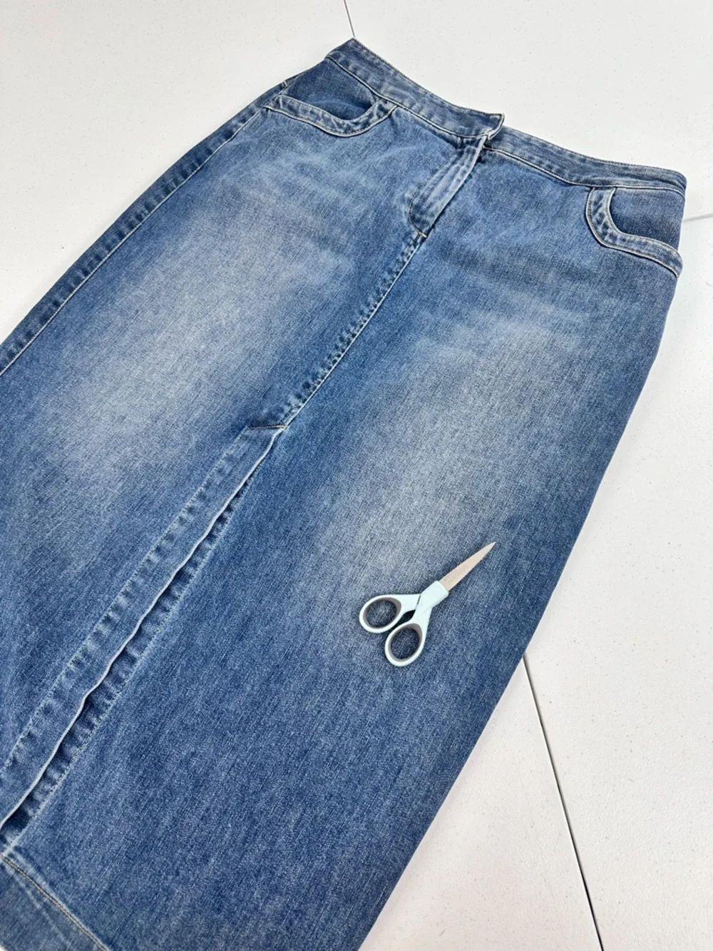 J Jill Denim Midi Skirt Front Slit Stretch Straight Casual Classic Modest 10 - Picture 14 of 14